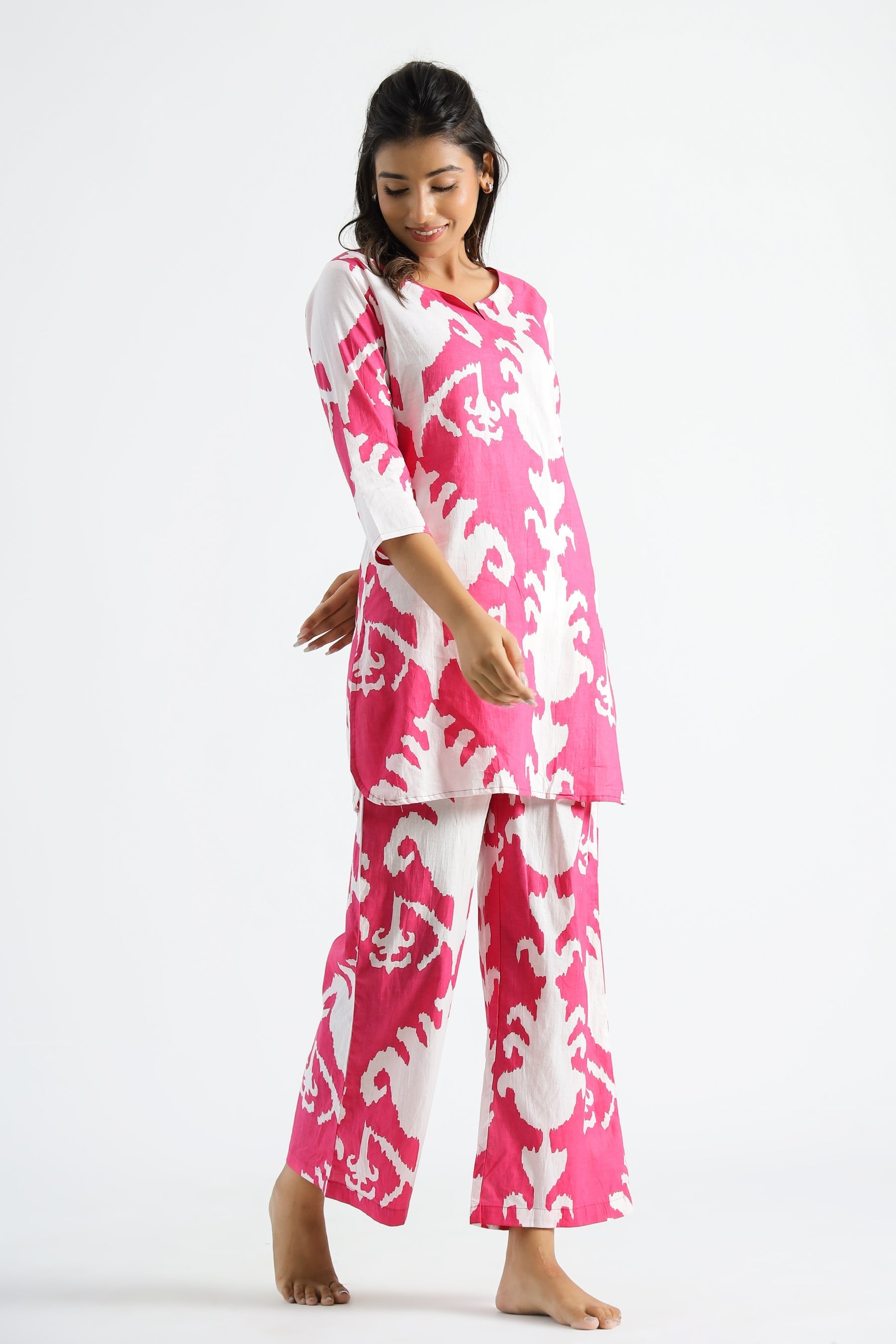 PINK MOTIF ORGANIC PRINTED PURE COTTON LOUNGEWEAR SET