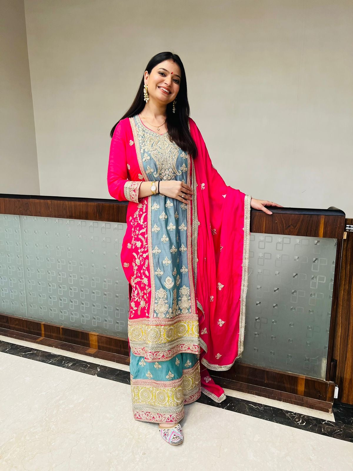 Sohna Pink blue suit set