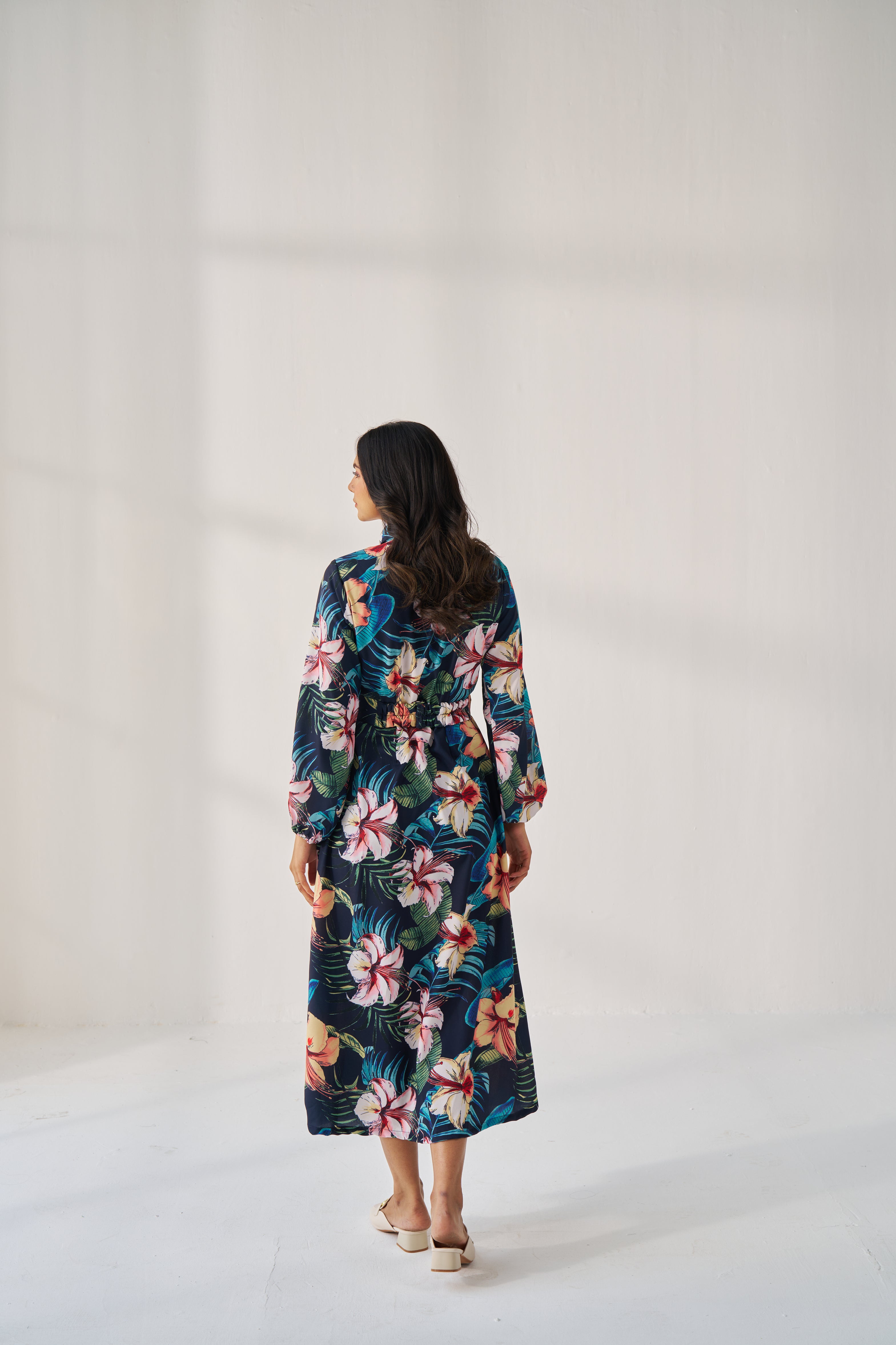 BLUE LILY-TROPICAL PRINT BLUE MAXI DRESS