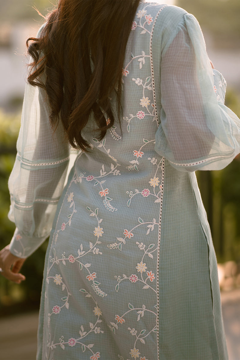 Ira- Adaara Georgette Mint green resham embroidered kurta set - Adaara