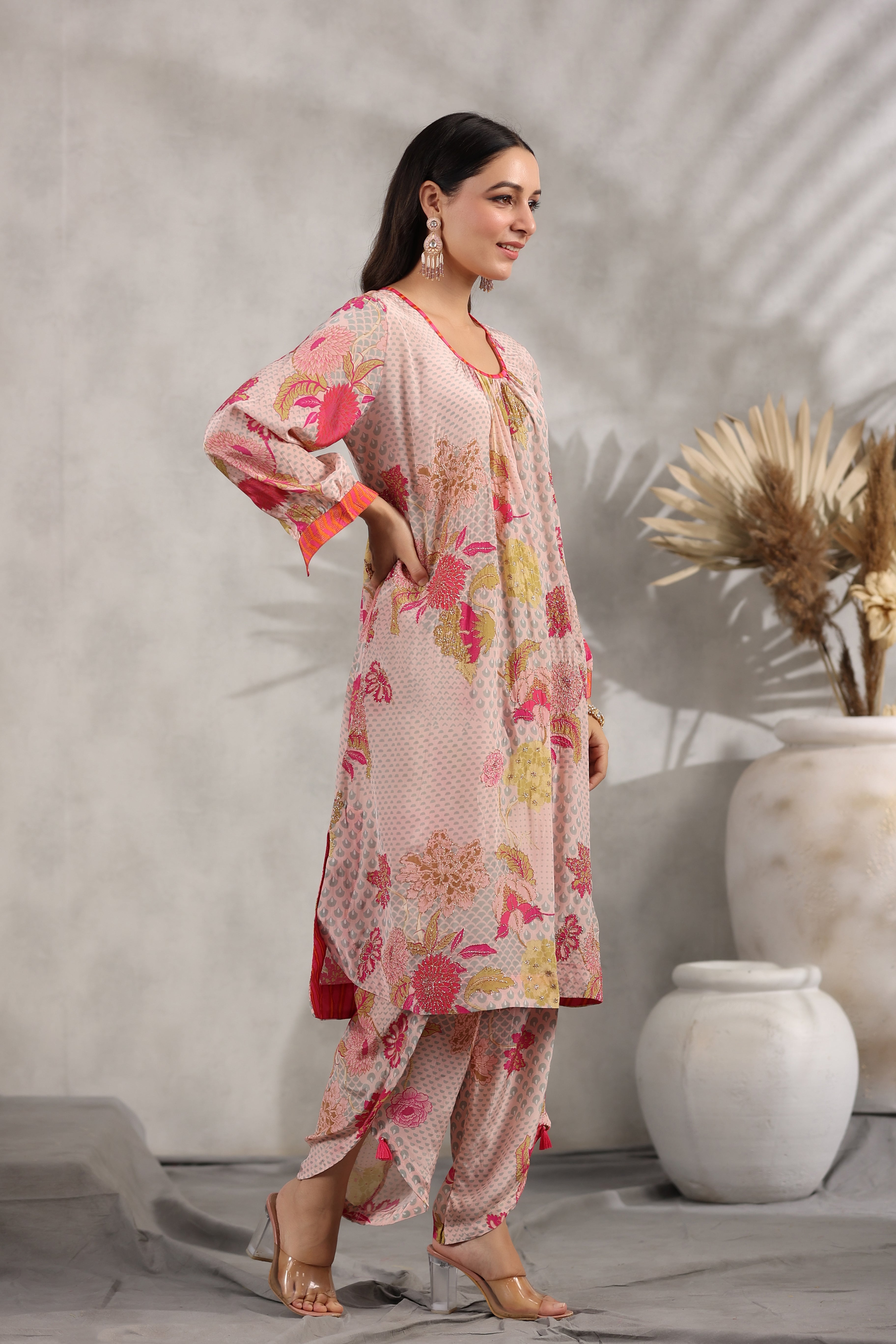 Muslin dusted pink Multicolored kurta Set