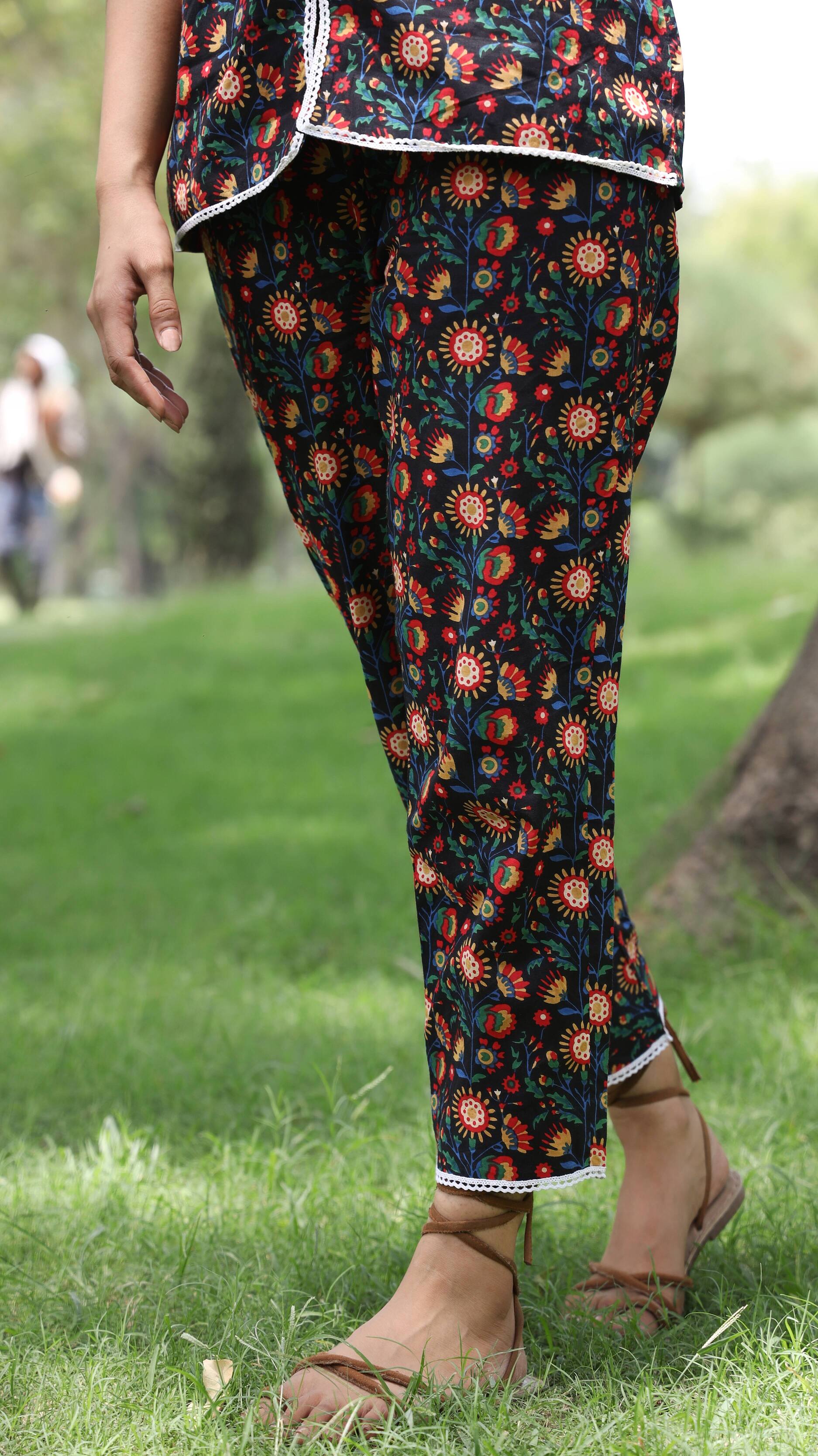 Aryahi - the Adaara Black Floral Coord Set with Crochet Detailing