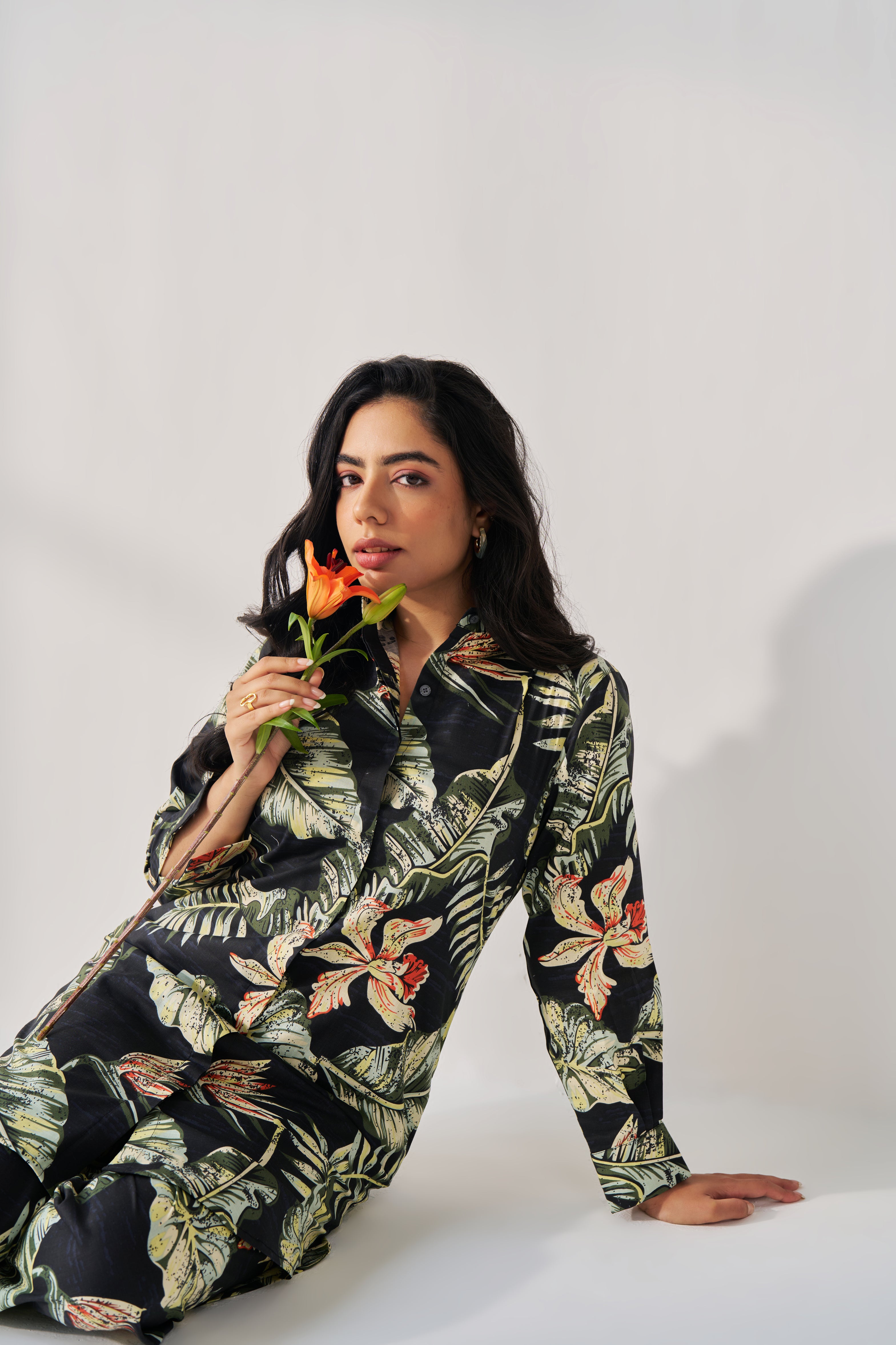 DARK NIGHT-TROPICAL PRINT BLACK COORD SET