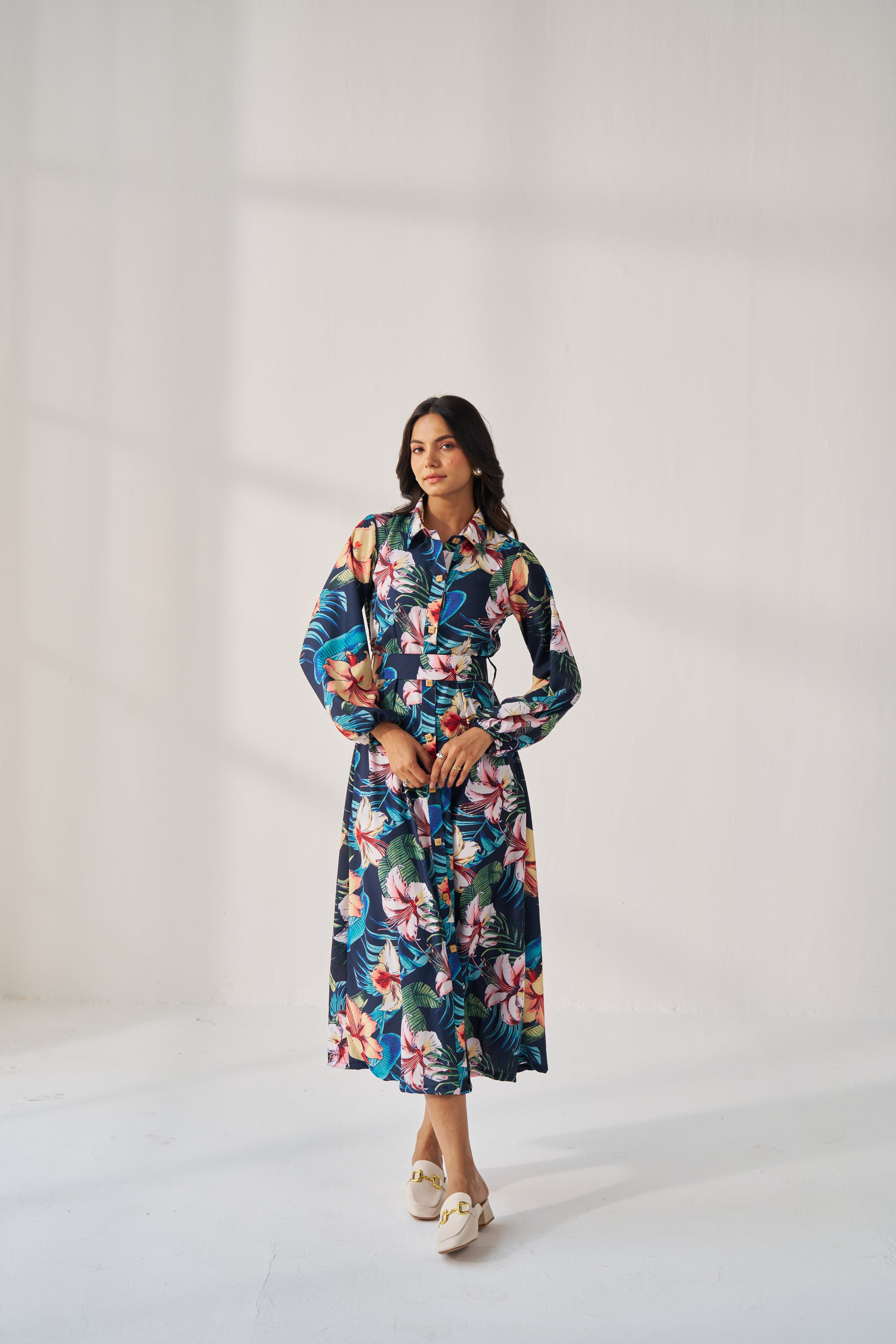 BLUE LILY-TROPICAL PRINT BLUE MAXI DRESS