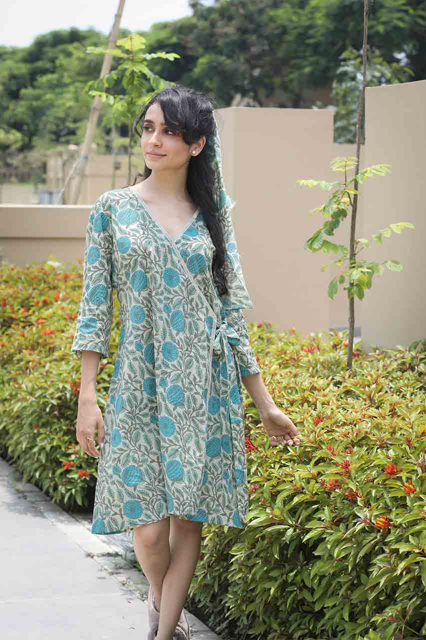 Aurora- Adaara floral print with crochet cotton night suit - Adaara