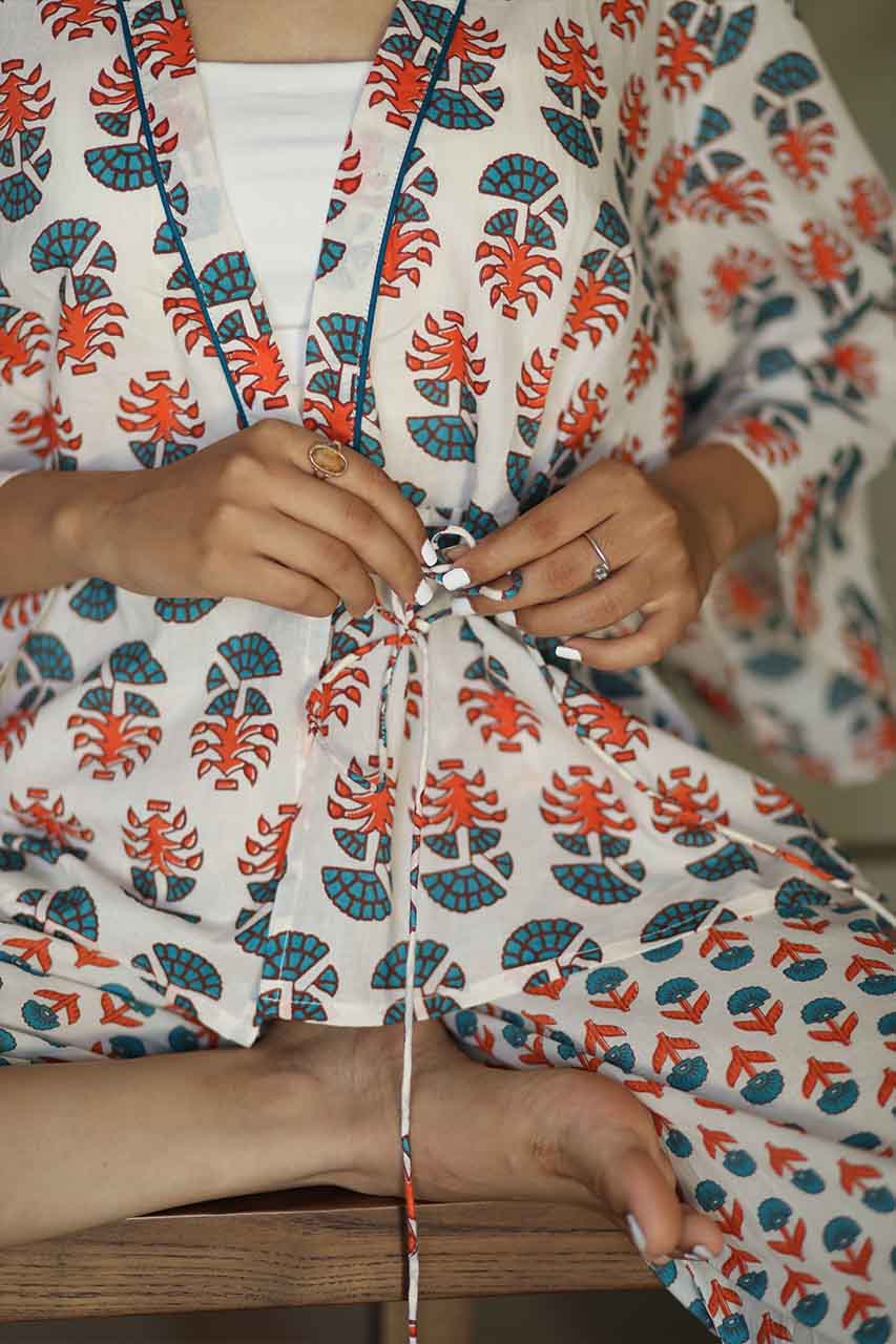 Moana- Adaara floral cotton white night suit - Adaara