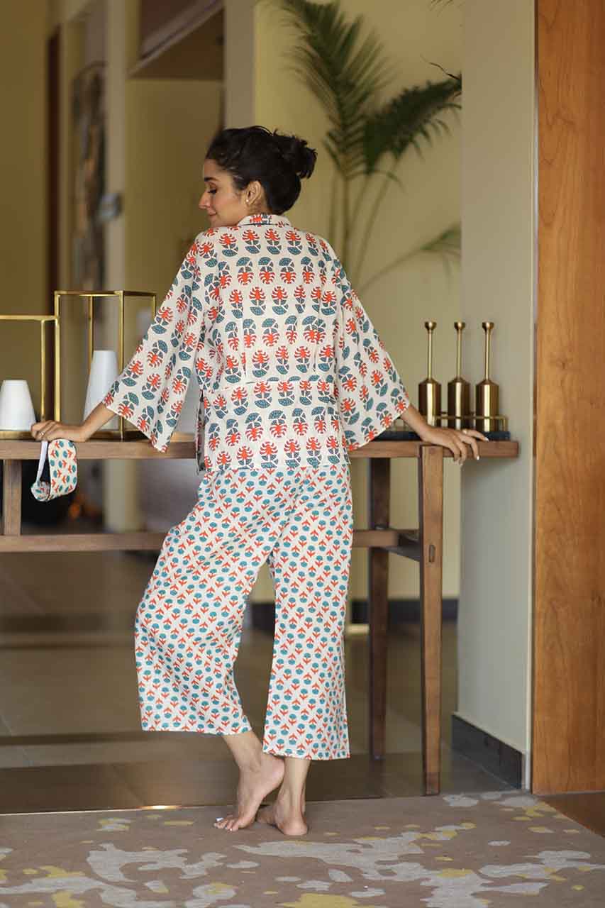 Moana- Adaara floral cotton white night suit - Adaara