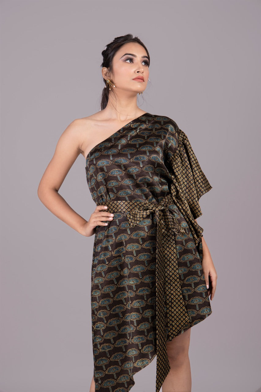 Adaara Bagru Off-shoulder statement dress with belt . - Adaara